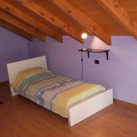 Casa A Appartamento *